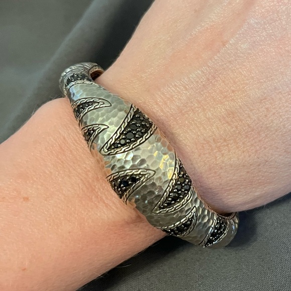 John Hardy Paul Macan Black Sapphire hinged cuff - Picture 1 of 4